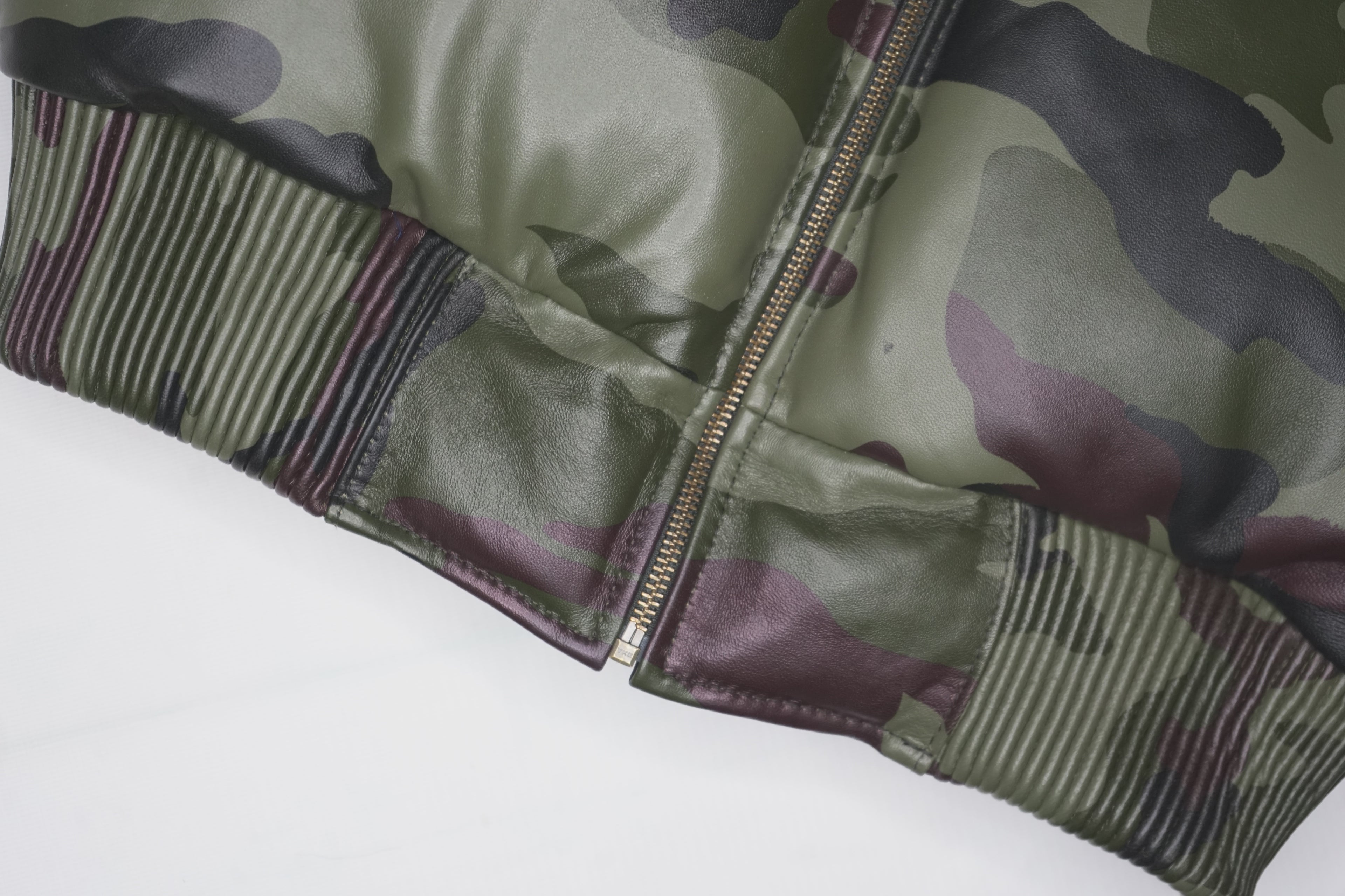 Men's Camo V-Bomber Real Leather Goose Country Jacket