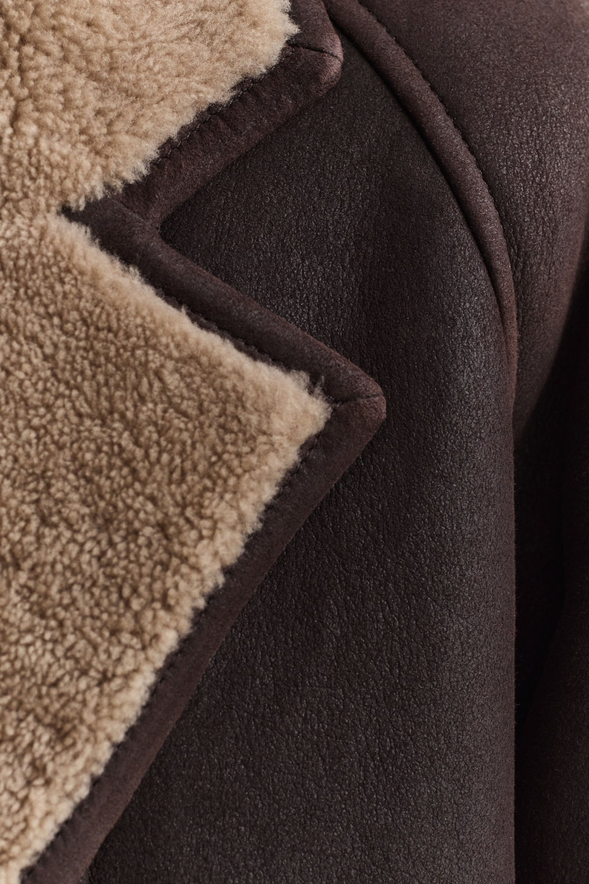 Women's Relaxed Notch-Lapel Shearling Leather Coat